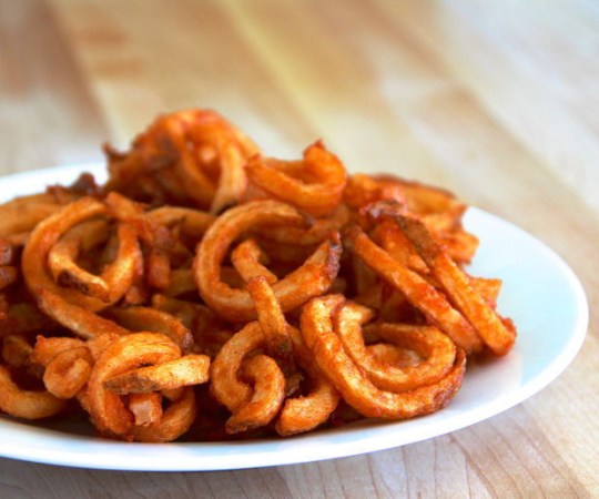 diy curly fries exist and now you’re having a good day