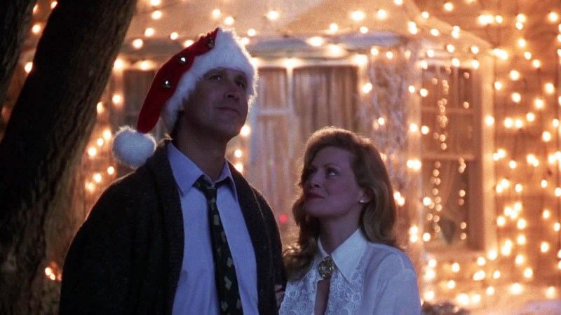 12 christmas light situations clark griswold would love