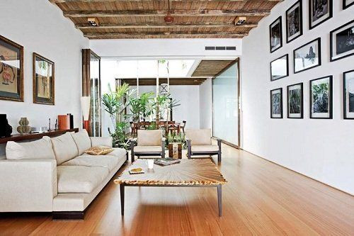 hardwood-floor-living-room