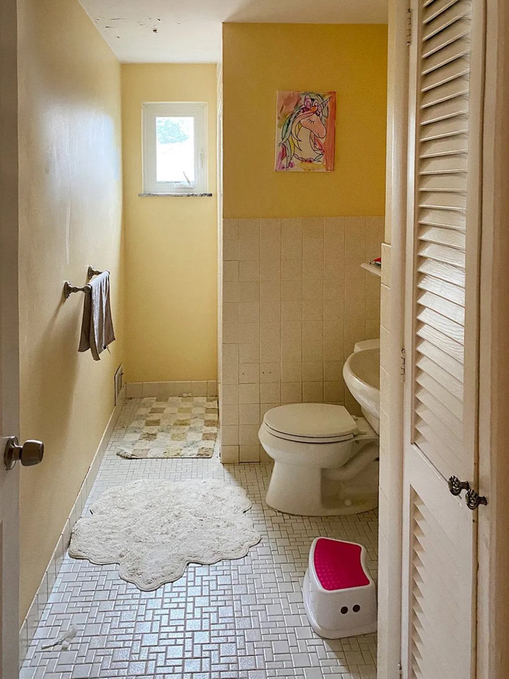 dated yellow bathroom