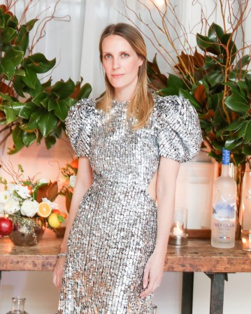 This Is How One of NYC’s Coolest Women Hosts a Knockout Party