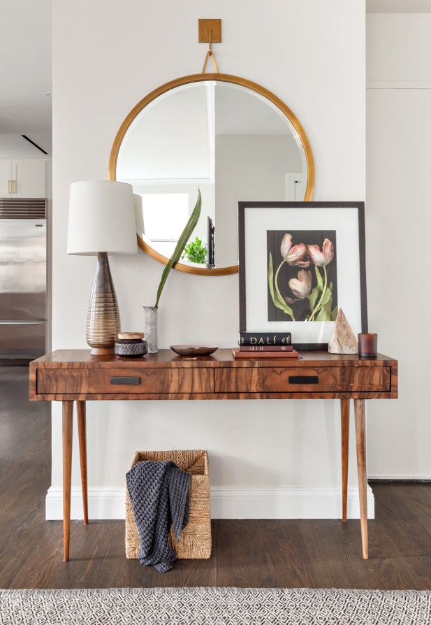 Tour A Serene Tribeca Loft With The All-white Kitchen Of Our Dreams By 