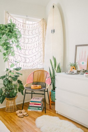 You’d Never Guess This Serene L.A. Home Has Stick-On Bathroom Tiles