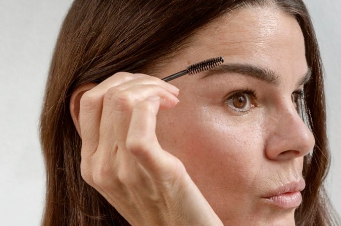 What Are Soap Brows? Everything You Need to Know About the $1 Beauty Hack