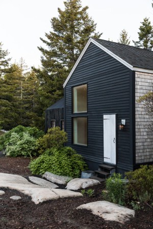 This 600-Square-Foot Maine Home Was Built From Scratch