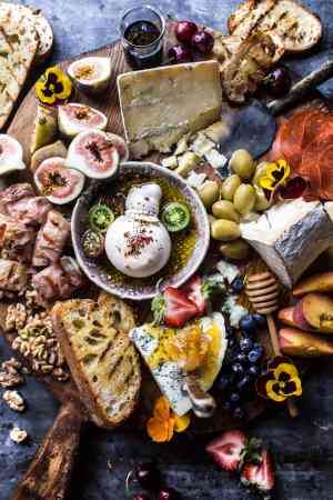 How to Create a Charcuterie Board the French Way