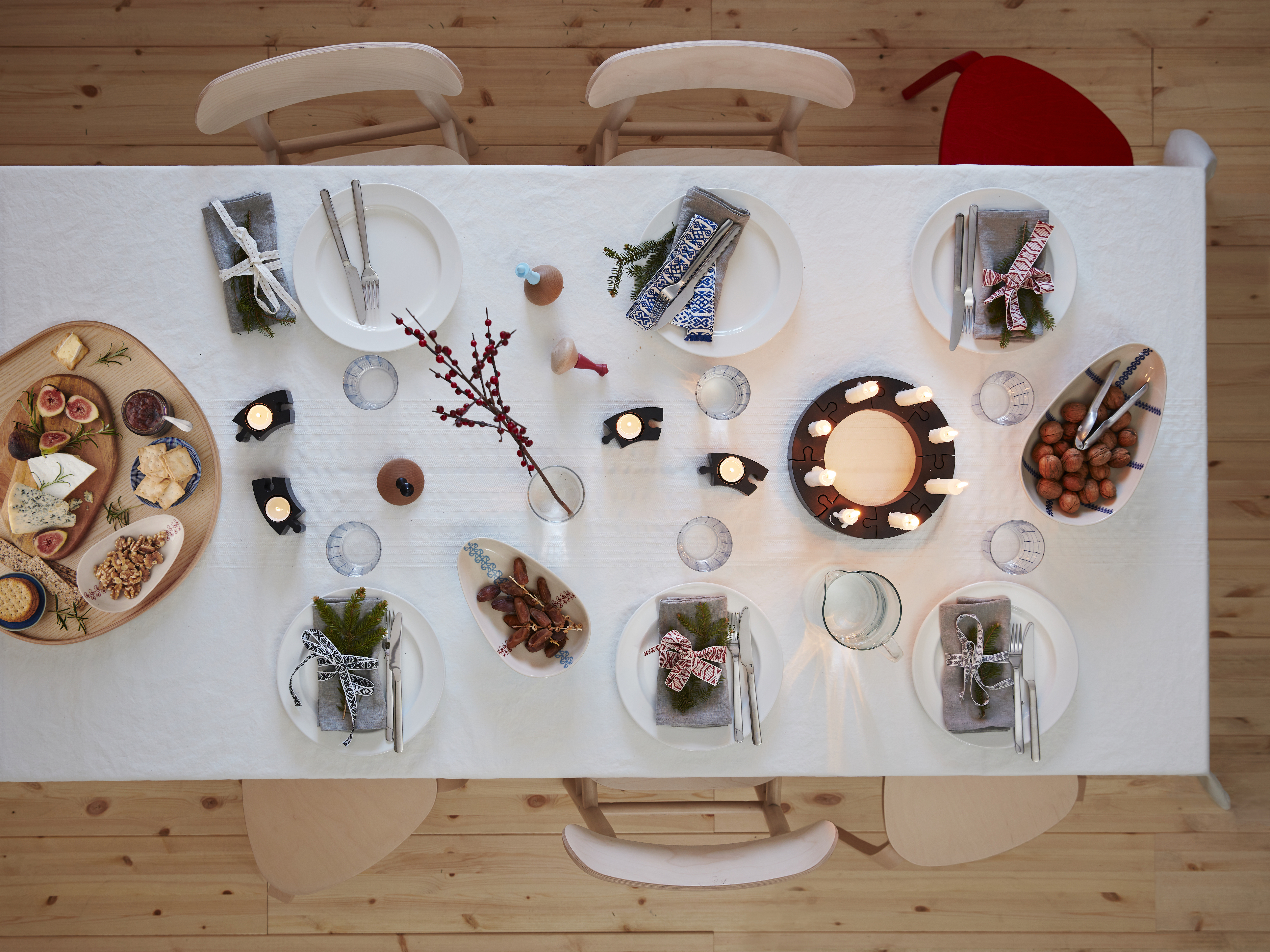holiday-tablescape-ikea