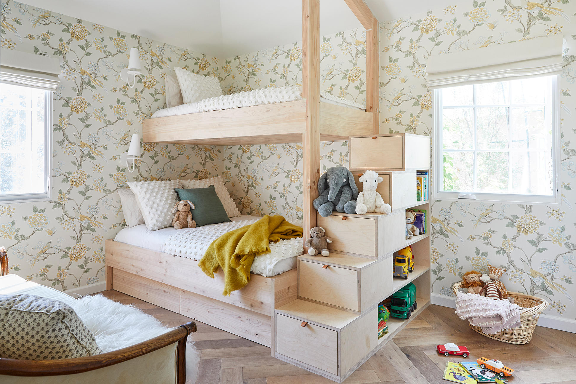 bunk bed with storage stairs