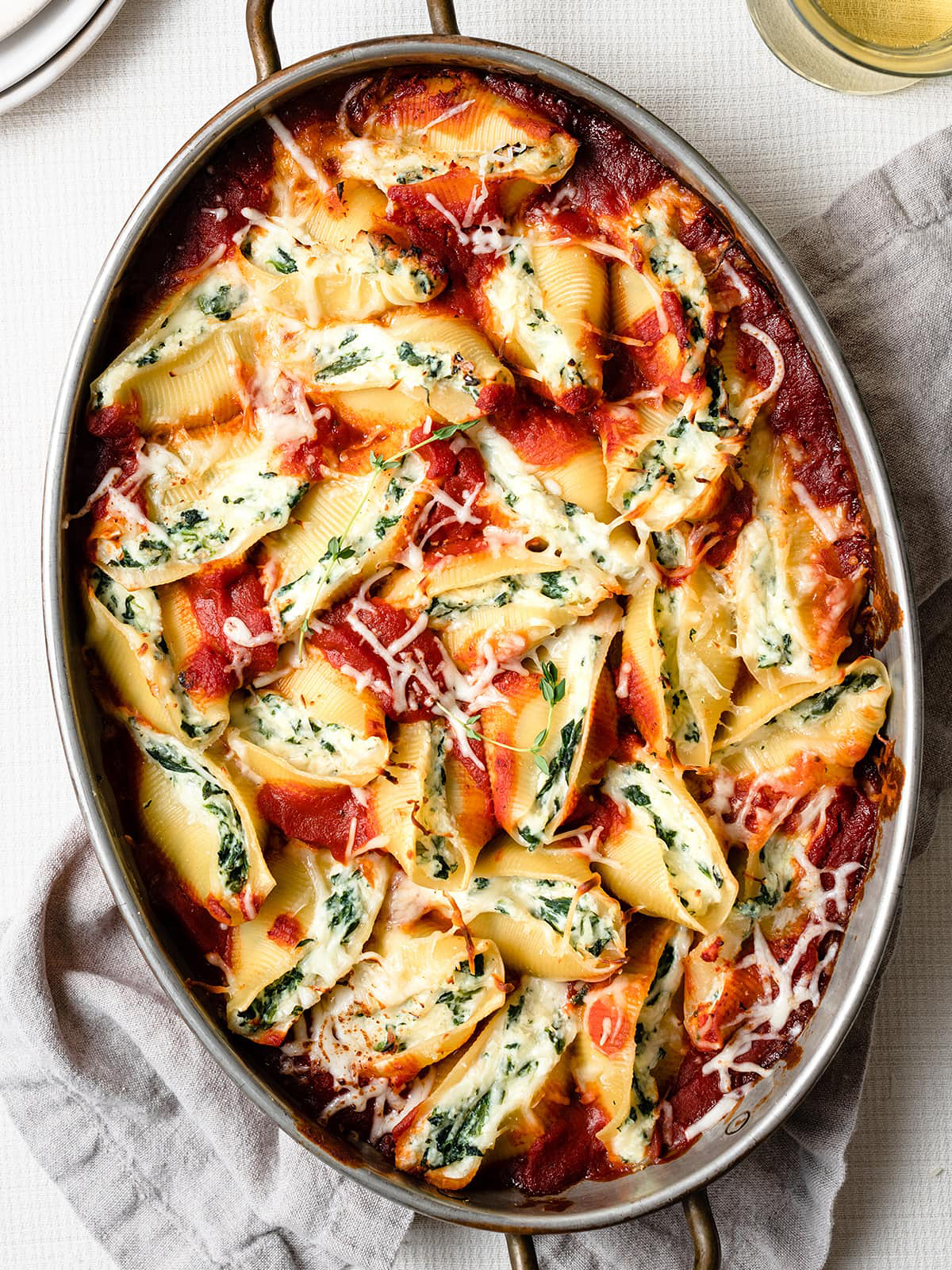 stuffed shells with tomato sauce