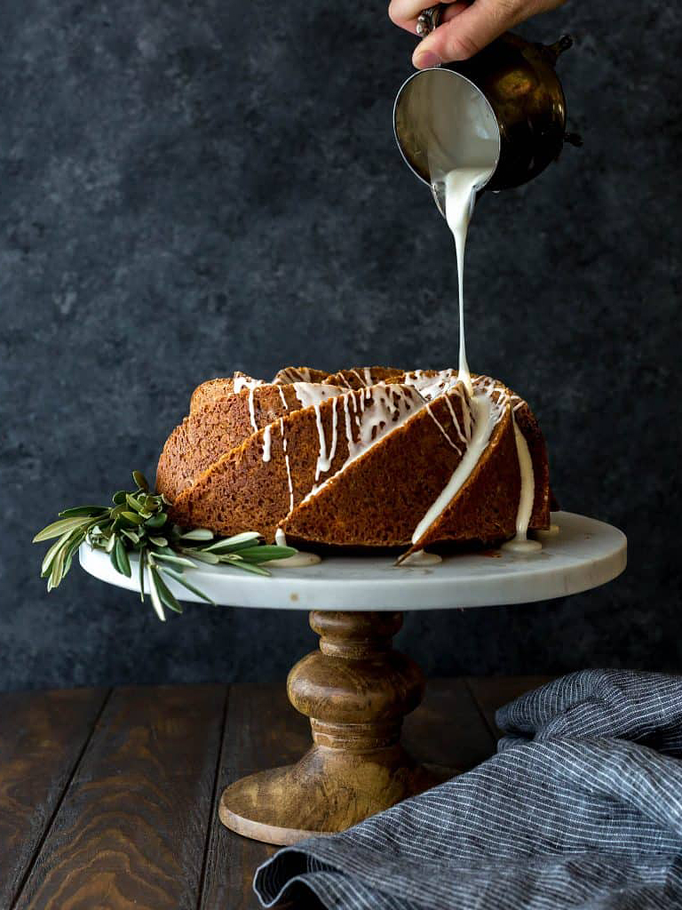 gingerbread bundt cake