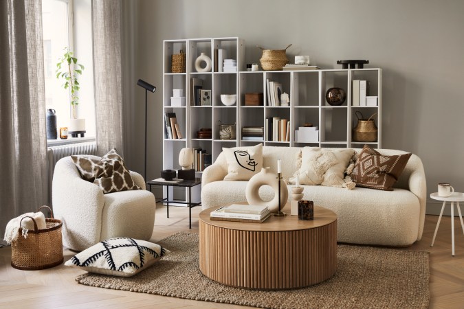 living room with round rattan coffee table