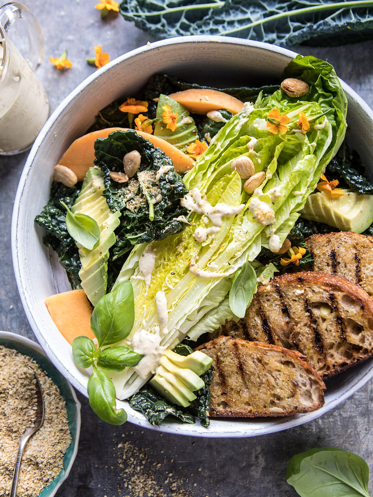 iceberg lettuce lisce in a bowl with canteolpe