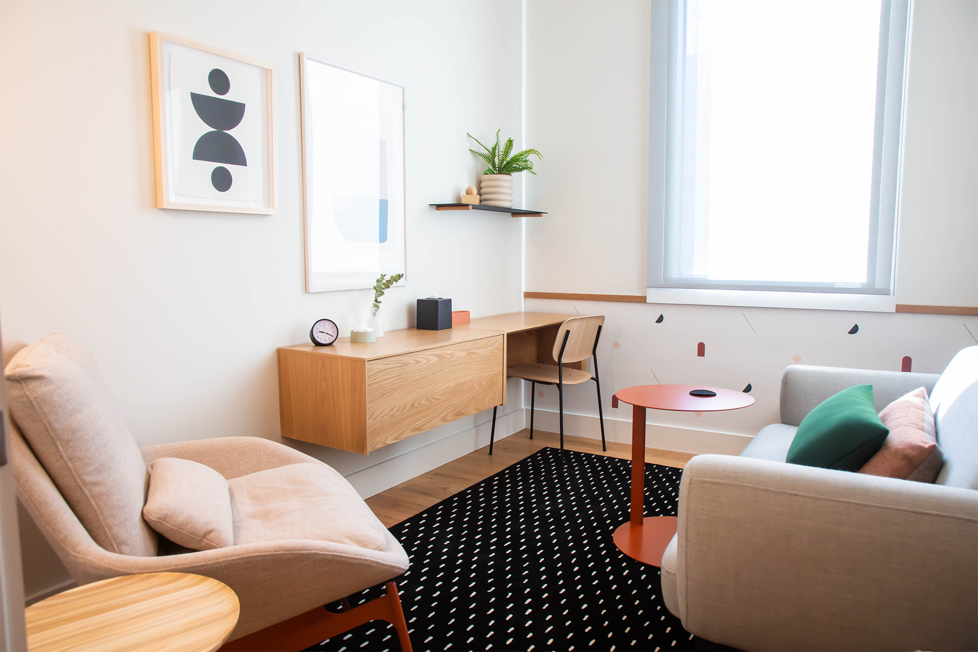 Appointment room with comfortable chairs