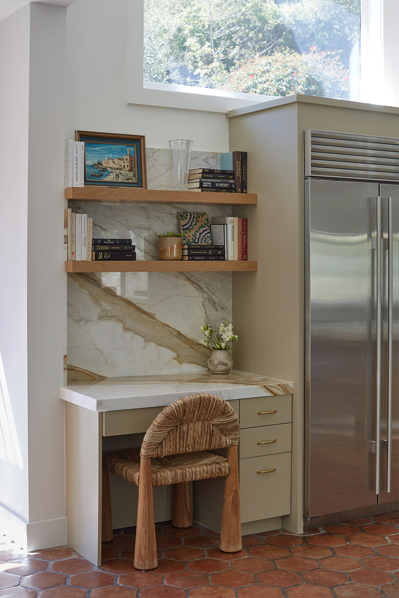 kitchen desk nook