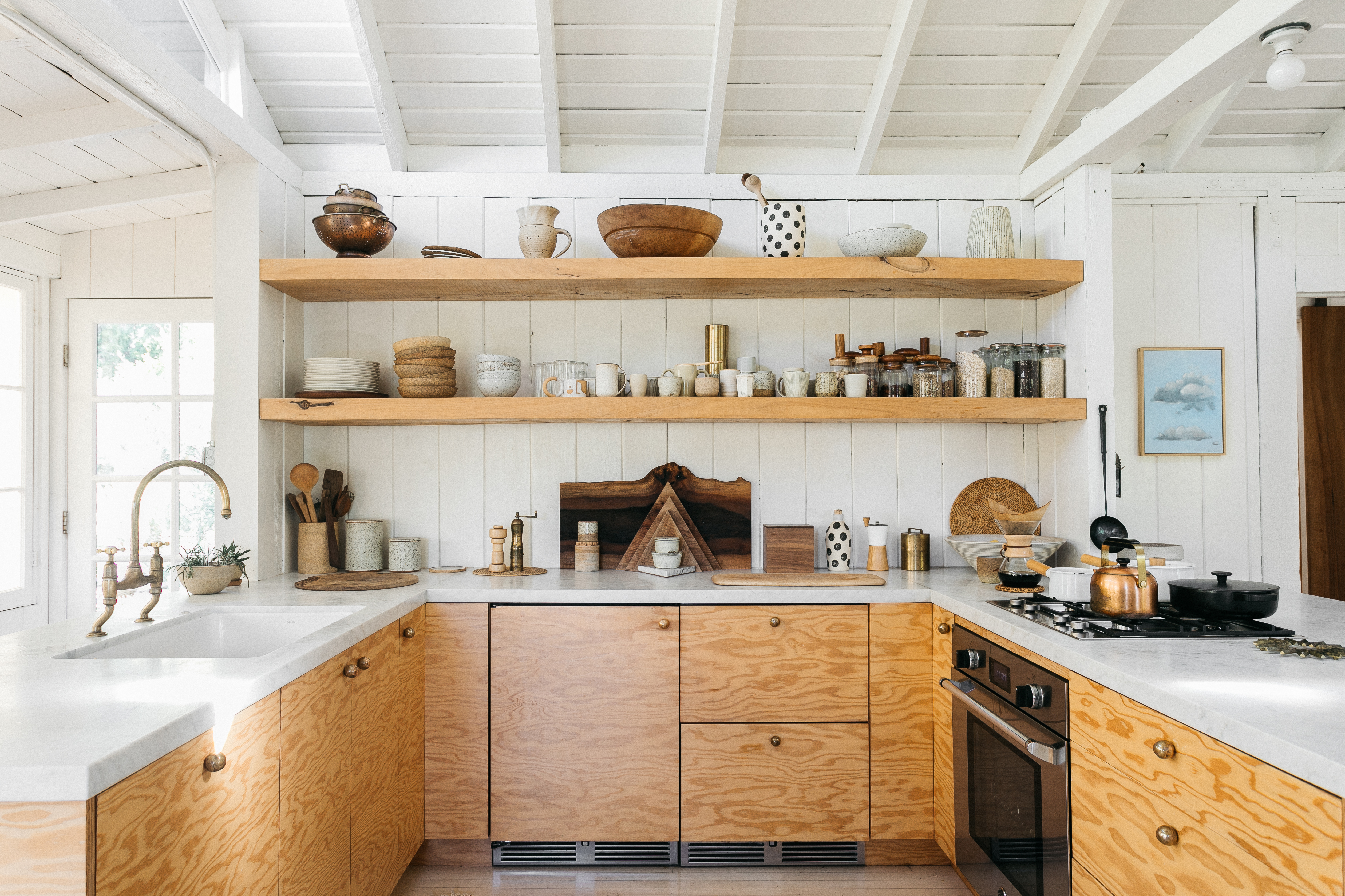 U shaped plywood kitchen