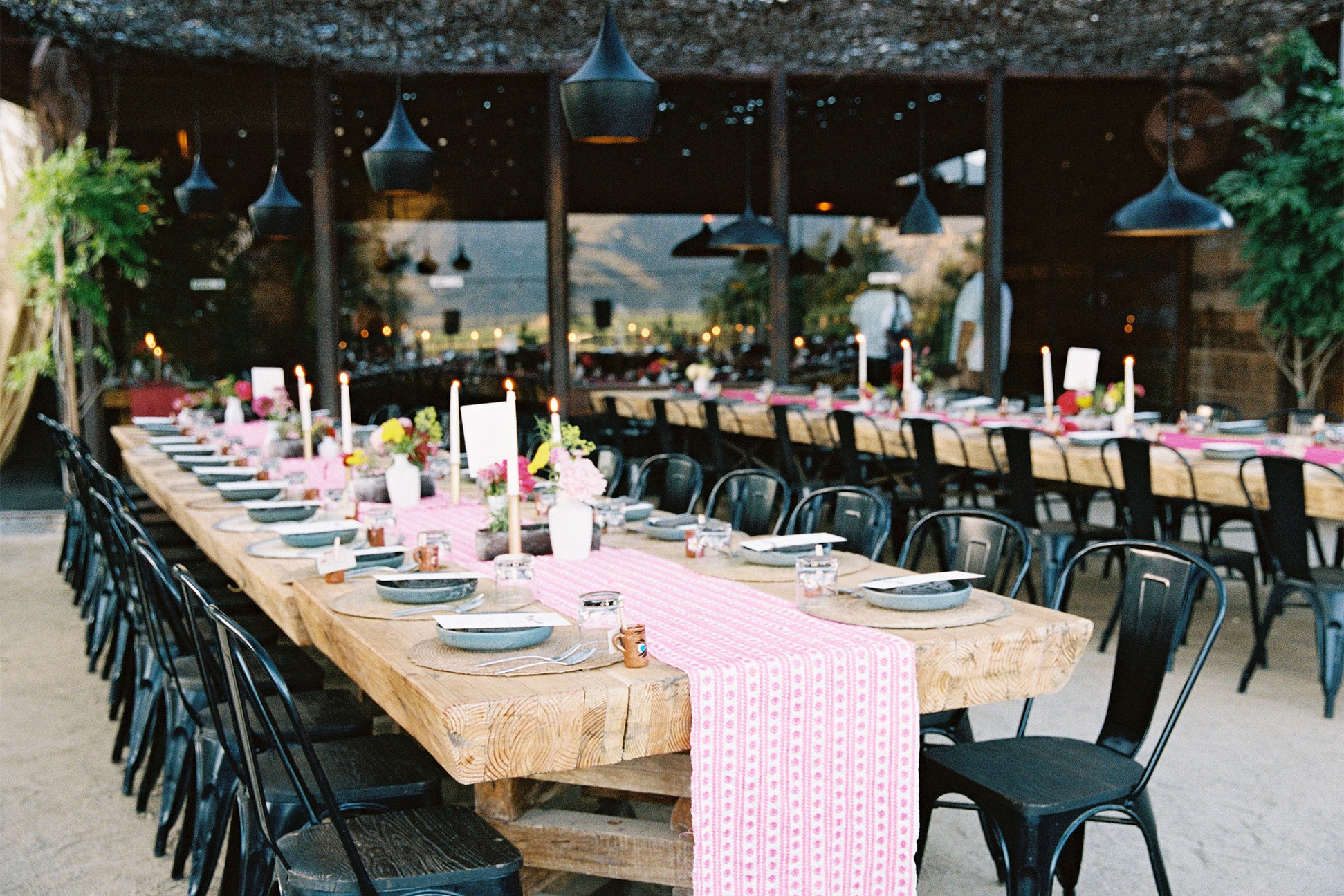 Table with hot pink runner