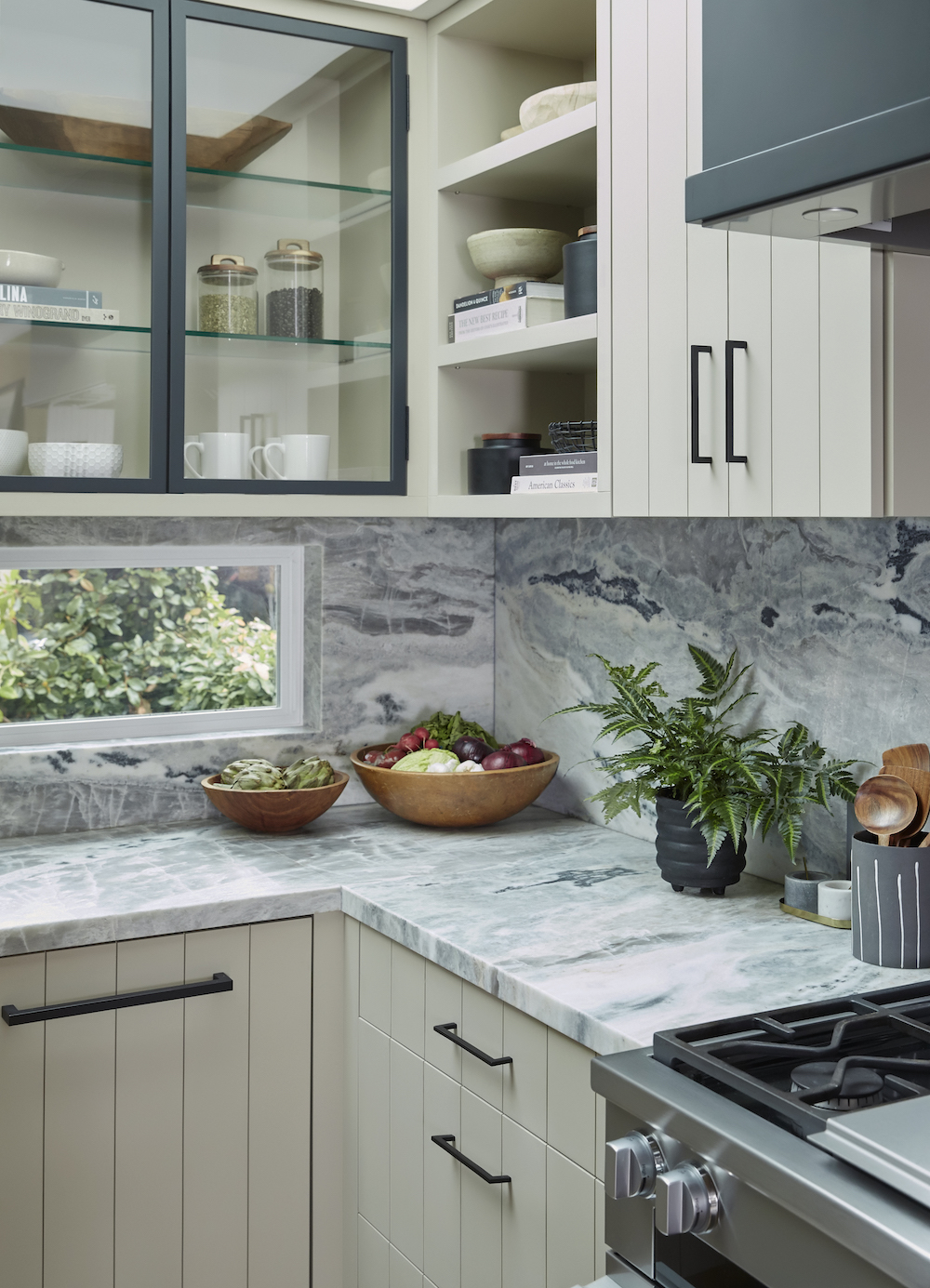 Kitchen With Backsplash Window Cutout