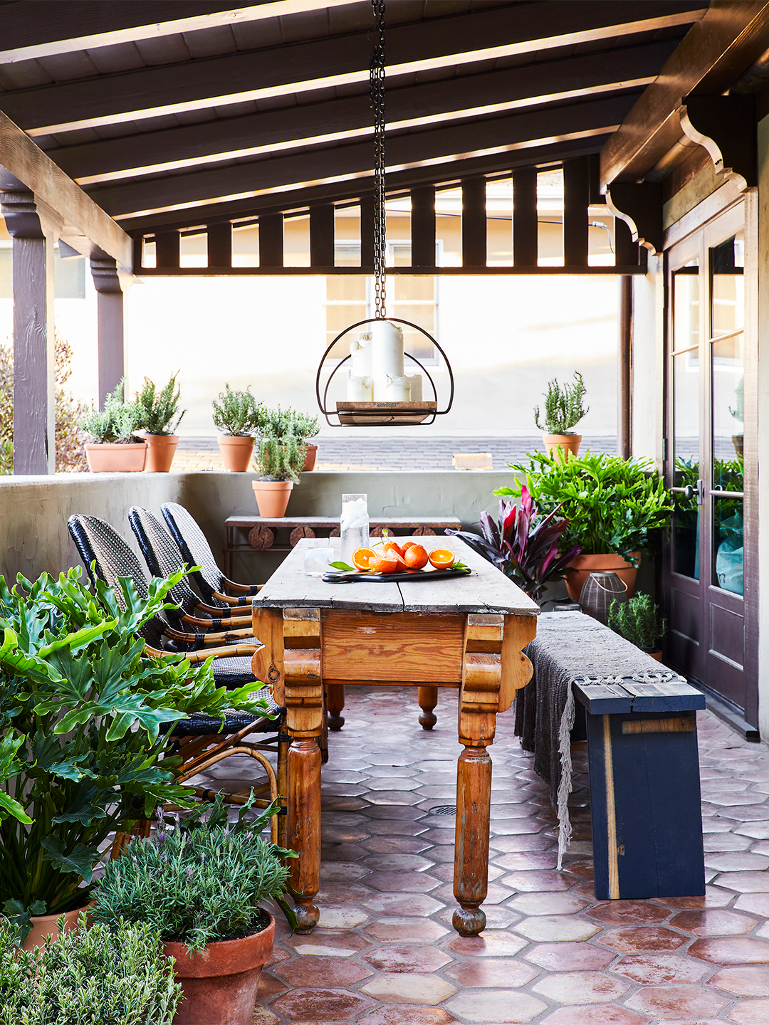 outdoor dining room