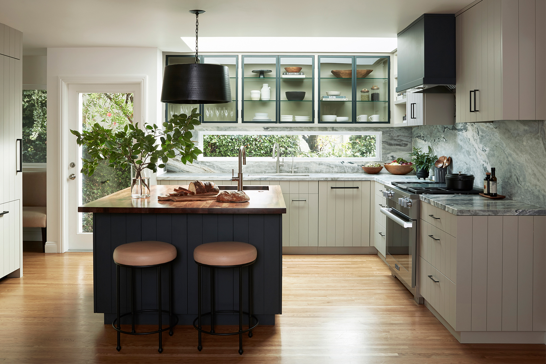 Kitchen With Backsplash Window Cutout