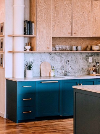 Kitchen with built in shelf and column