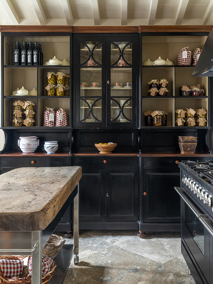 Tuscan farmhouse kitchen