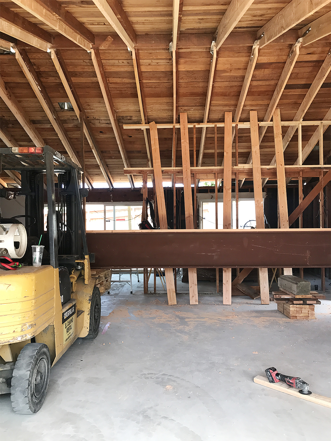 cement flor and wood beam vaults