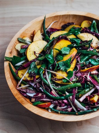 Green bean and peach salad