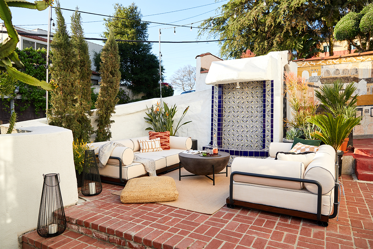 cozy outdoor sofas