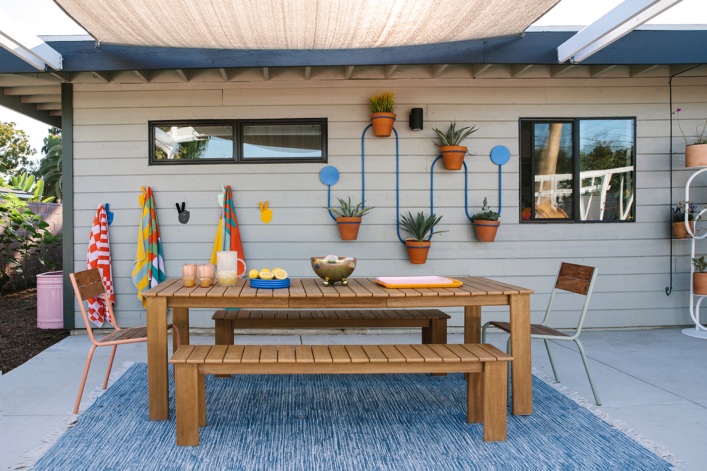 outdoor dining area