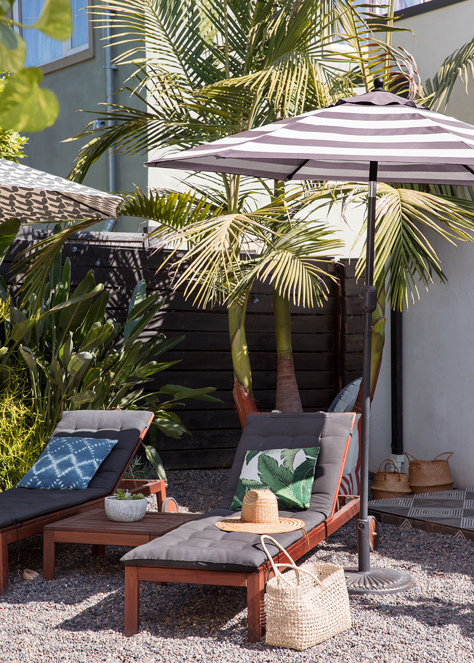 pool lounge area