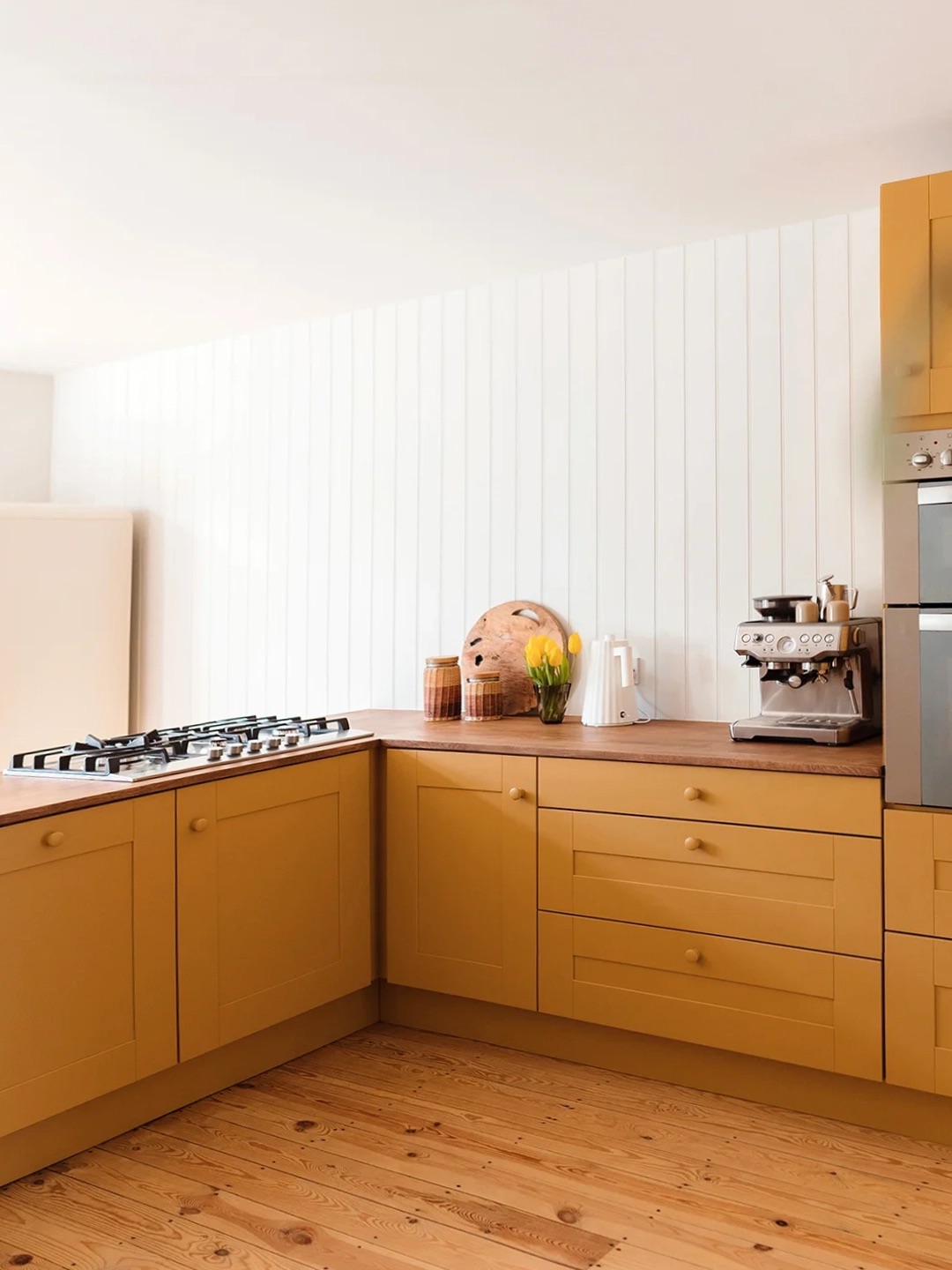 yellow kitchen cabinets