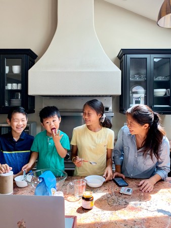 This New $20 Bread-Making Kit Gets the Whole Family in on the Trend