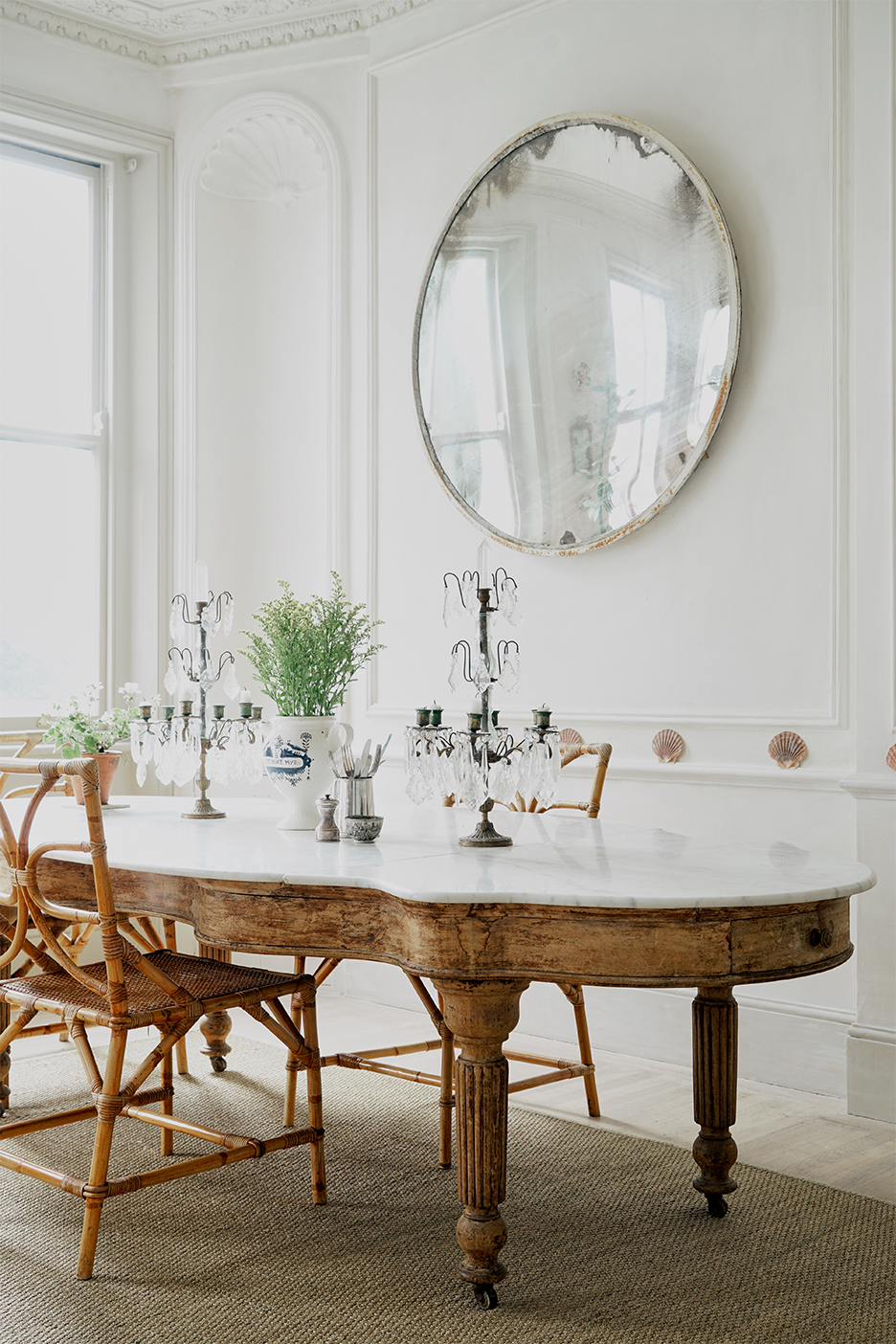 Dining Table, L’Antiques.