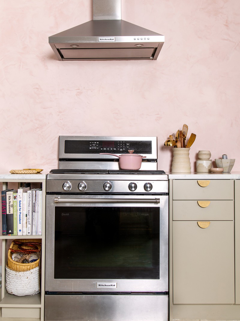 pink kitchen walls