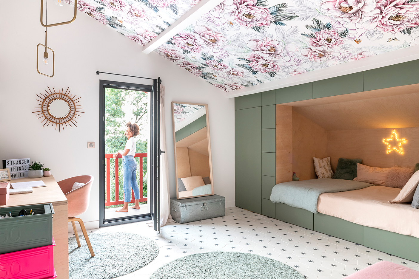 kid's room with built-in bed and floral wallpapered ceiling