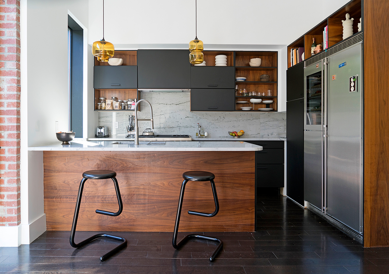 Walnut and black kitchen