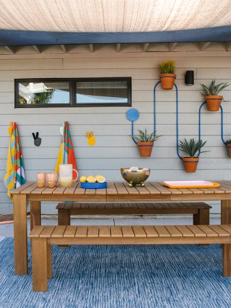 outdoor dining area