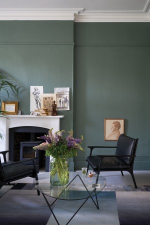 An Expert’s Guide to Picking the Right Paint Shade for Every Space