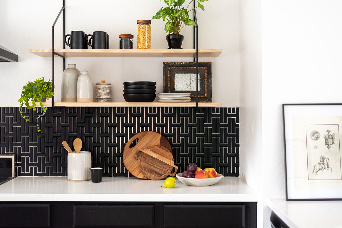 graphic kitchen backsplash