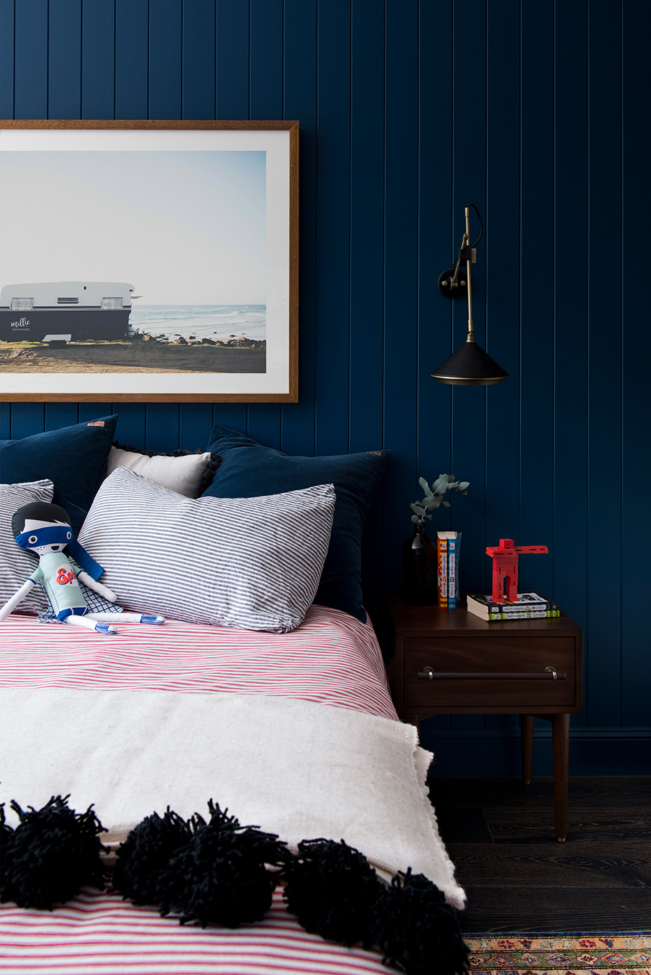 navy blue kids bedroom