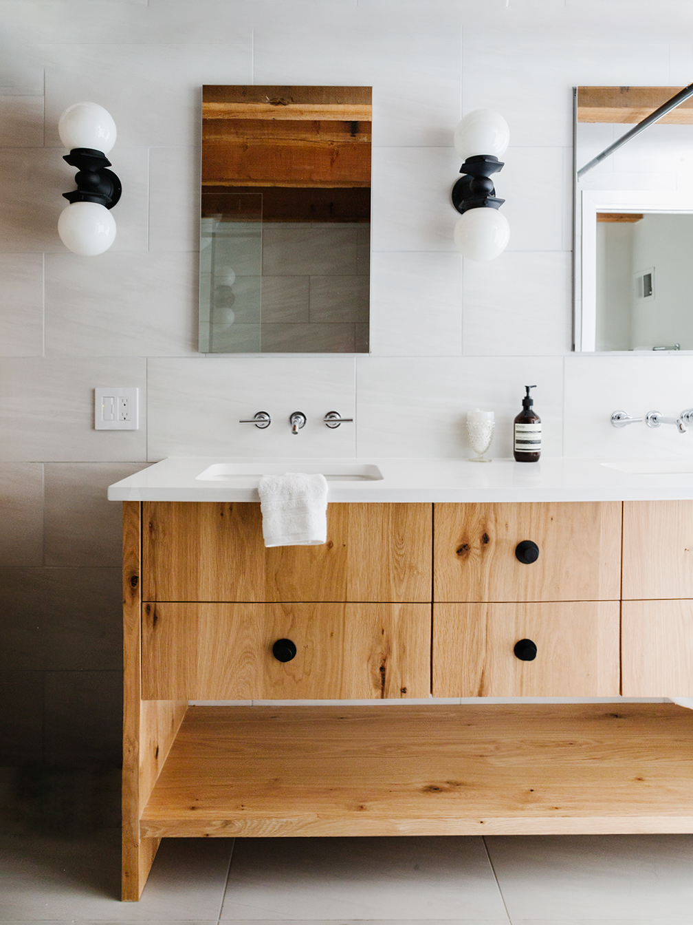 oak wood vanity