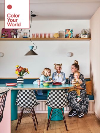 mom with kids at dining table