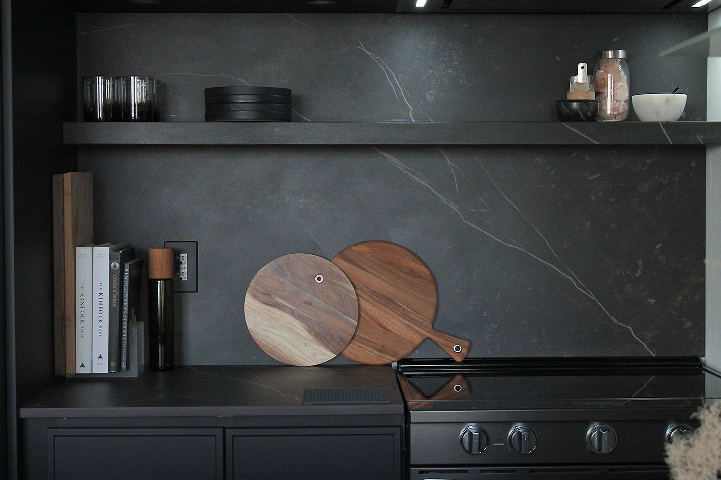 black kitchen backsplash