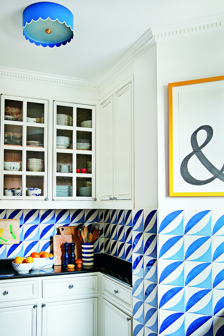 kitchen with scalloped details