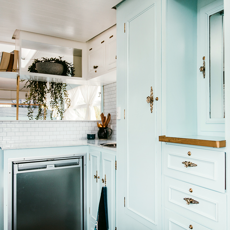 tiny van kitchen