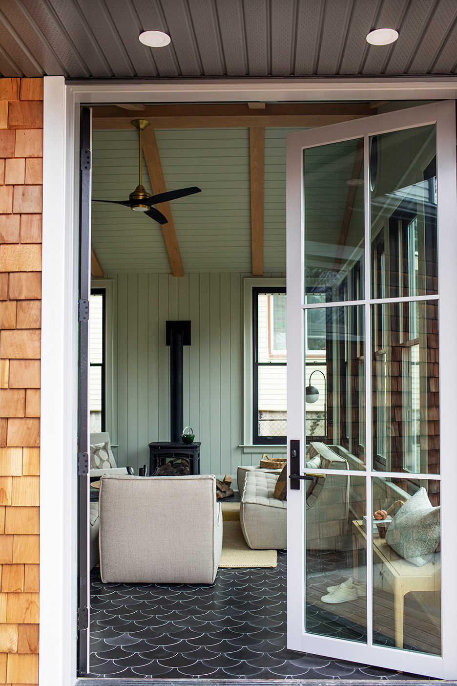 door open to sunroom