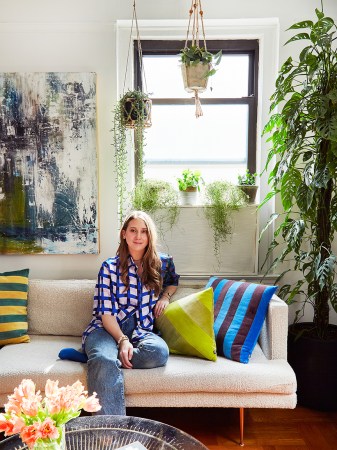 Tour Popup Florist Founder Kelsie Hayes’s Vintage-Filled NYC Apartment