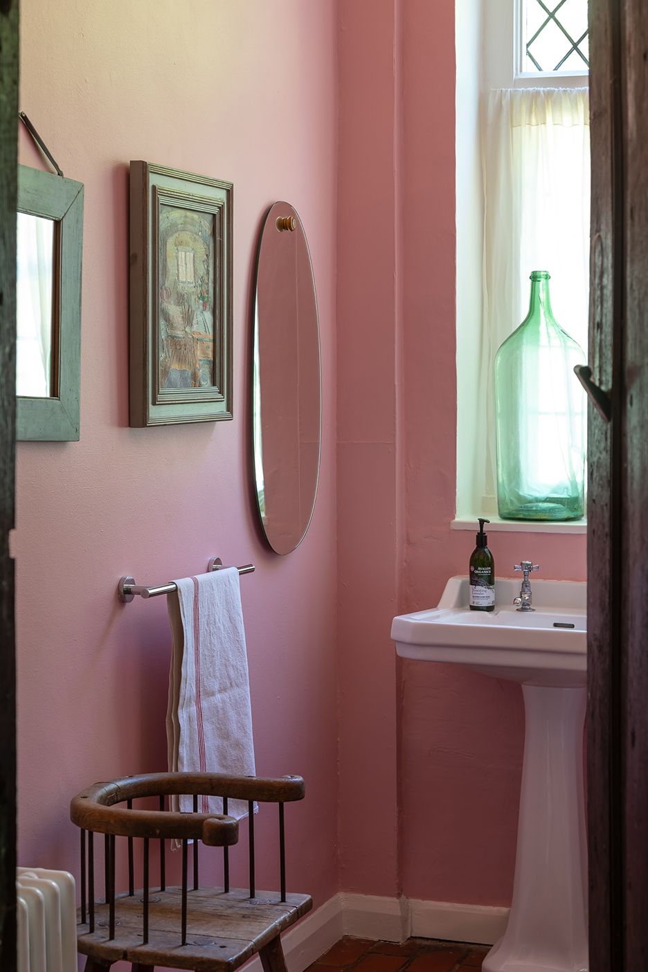 bubblegum pink bathroom