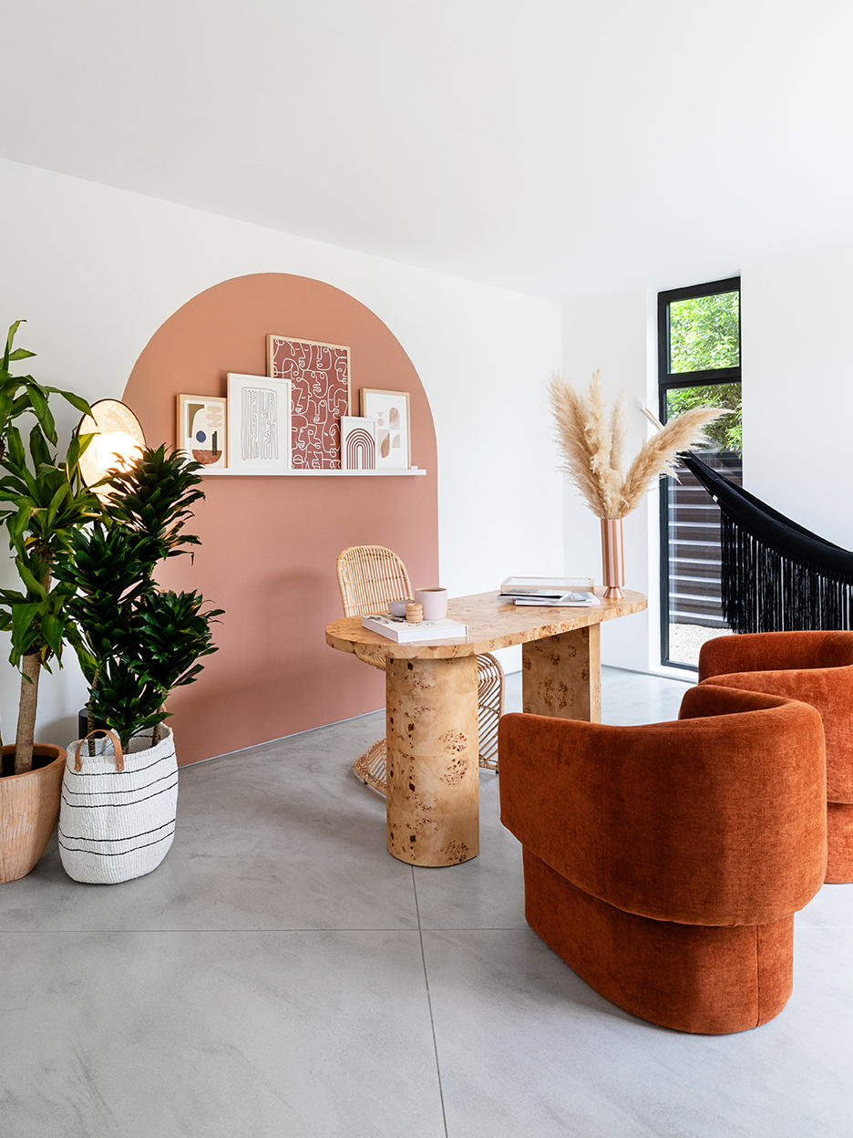 office with pink painted arch