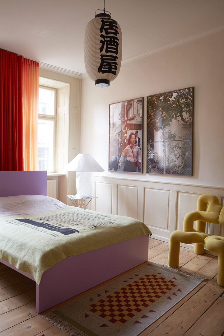 Bedroom with pink Malm bed